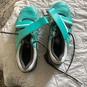 Reebok lifting shoes